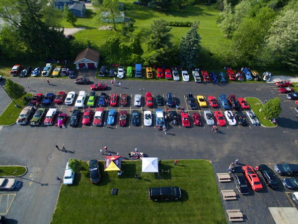 The Cruisin' Auto Show Every Thursday